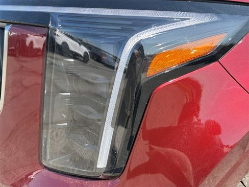 New 2025 Kia Carnival EX image 22