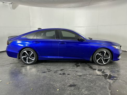Used 2021 Honda Accord Sport image 9