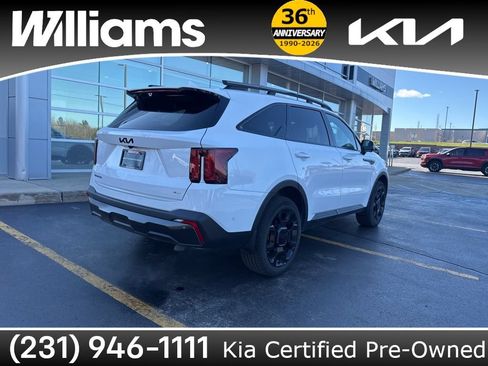 Used 2025 Kia Sorento SX Prestige w/ Olive Brown Leather Package AWD/4WD image 4