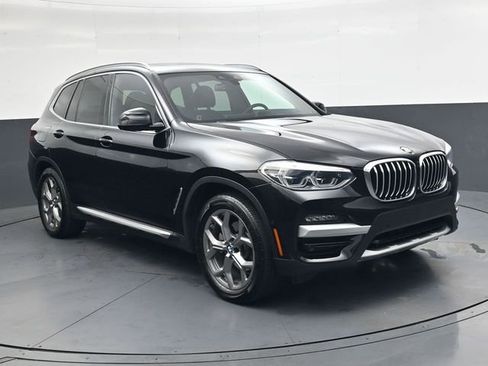 Used 2021 BMW X3 xDrive30i w/ Executive Package image 2