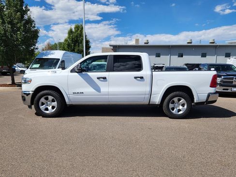 Used 2025 RAM 1500 Big Horn AWD/4WD image 4