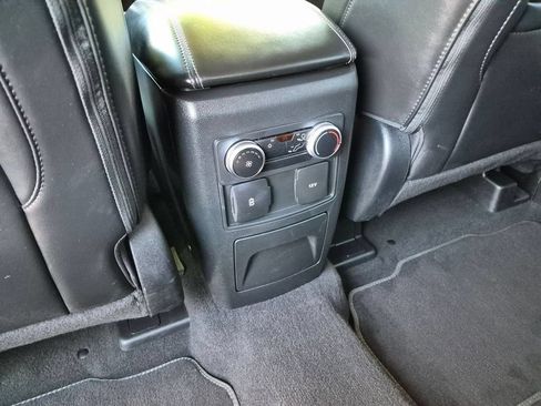 Used 2023 Ford Explorer XLT w/ Equipment Group 202A AWD/4WD image 17