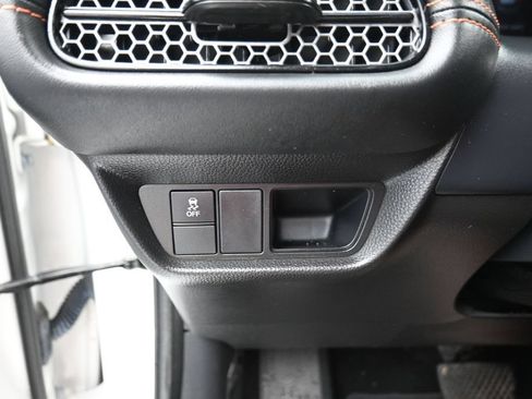 Used 2024 Honda HR-V Sport image 9