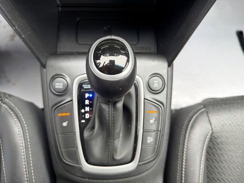 Used 2021 Hyundai Kona Limited w/ Cargo Package image 17