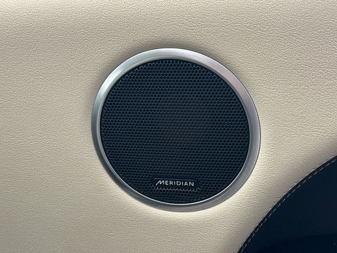 Used 2020 Land Rover Range Rover Sport HSE image 22