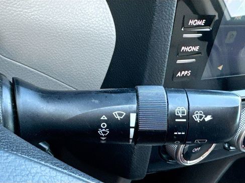 Used 2018 Subaru Forester 2.5i Limited w/ Popular Package #3B image 13