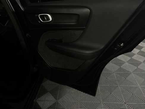 Used 2023 Volvo C40 P8 Recharge Ultimate image 29