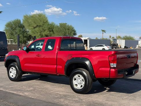 Used 2017 Toyota Tacoma SR w/ SR Convenience Package RWD image 6