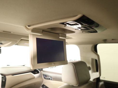 Used 2020 GMC Yukon SLT w/ Open Road Package image 9