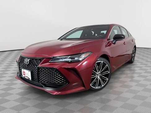 Used 2019 Toyota Avalon Touring w/ Advanced Safety Package FWD image 1