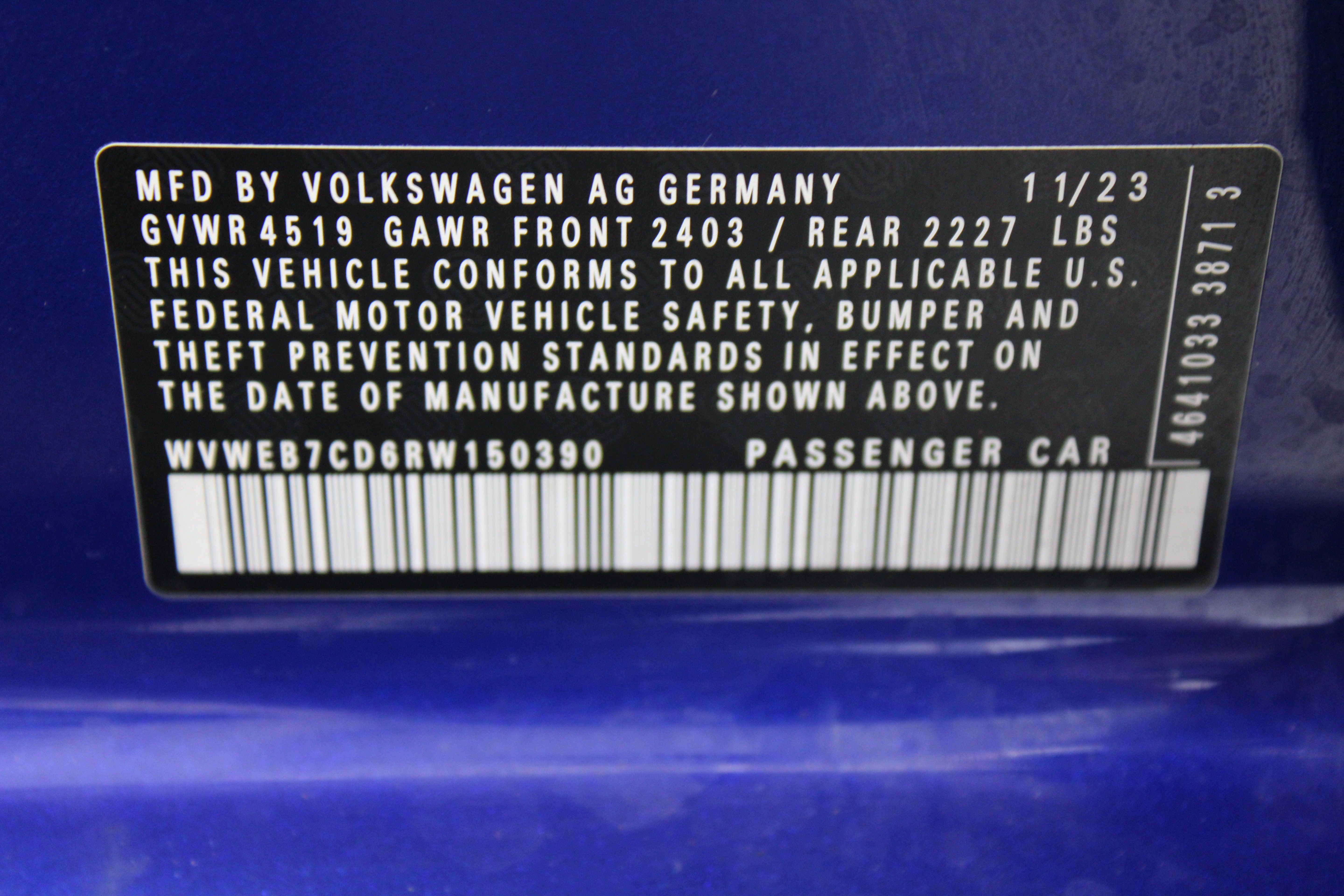 Used 2024 Volkswagen Golf R AWD/4WD image 40