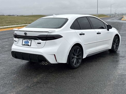Used 2025 Toyota Corolla XSE FWD image 14