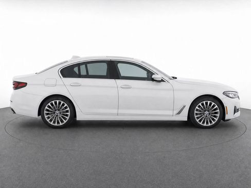 Used 2022 BMW 530i RWD image 30