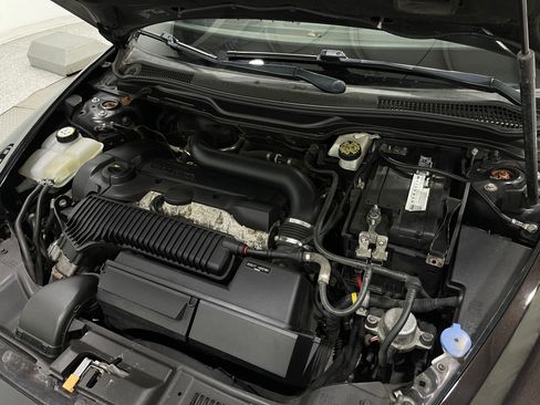 Used 2013 Volvo C70 T5 image 25