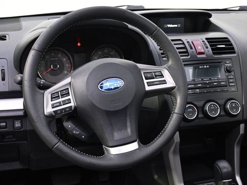 Used 2015 Subaru Forester 2.5i Limited AWD/4WD image 12