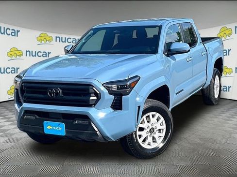 Used 2026 Toyota Tacoma SR5 AWD/4WD image 12