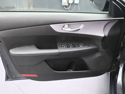 Used 2024 Kia Forte LXS FWD image 16