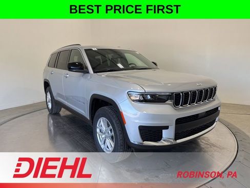 New 2026 Jeep Grand Cherokee L Laredo AWD/4WD image 1