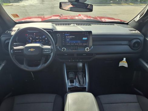 Used 2025 Chevrolet Colorado W/T w/ WT Custom Package RWD image 3