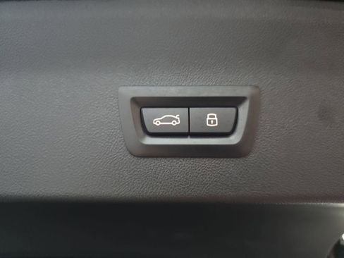 Used 2024 BMW X4 xDrive30i w/ Parking Assistance Package image 16