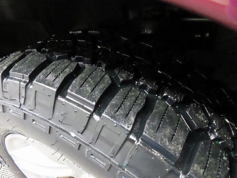 Used 2016 RAM 1500 Sport image 7