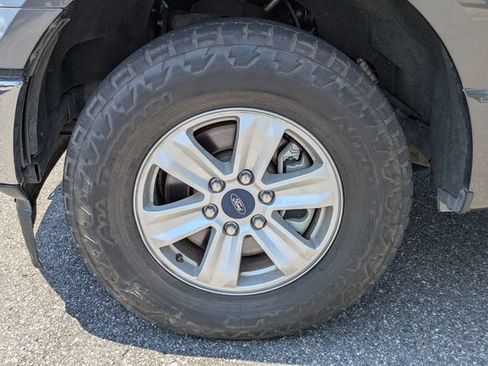 Used 2020 Ford F150 XL w/ Equipment Group 101A Mid RWD image 9