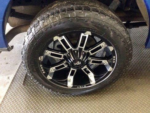 Used 2015 Ford F150 XLT w/ Equipment Group 302A Luxury image 25