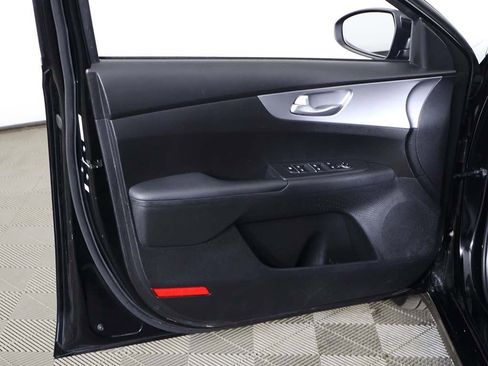 Used 2023 Kia Forte LXS image 20