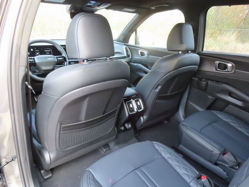 New 2026 Kia Sorento SX Prestige image 24
