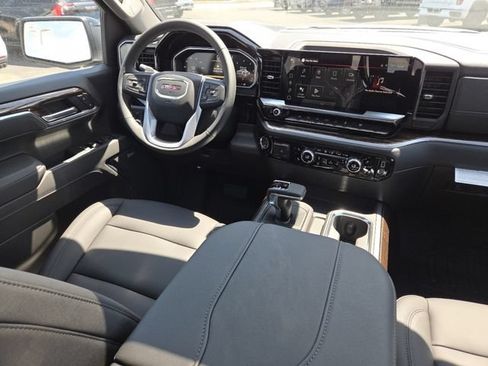 New 2026 GMC Sierra 1500 Elevation w/ Elevation Premium Package AWD/4WD image 32