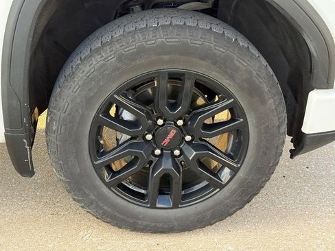 Used 2024 GMC Sierra 1500 Pro w/ Graphite Edition image 6