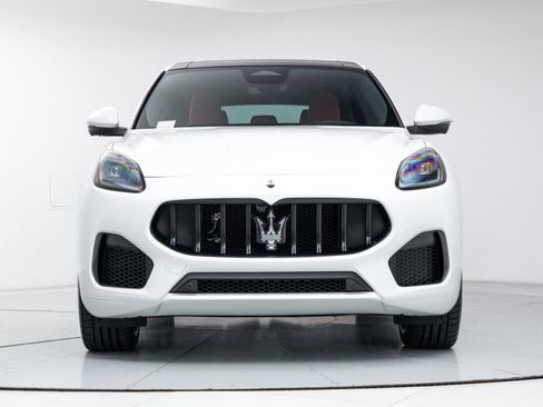 New 2026 Maserati Grecale Modena image 8