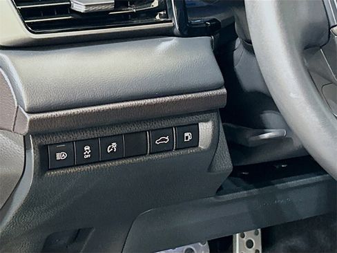 Used 2025 Toyota Camry XSE w/ Premium Package image 8