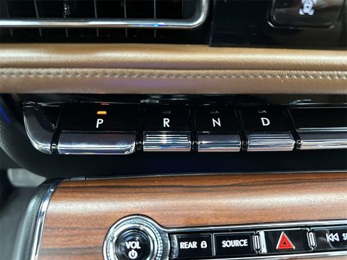 Used 2023 Lincoln Aviator Grand Touring w/ Equipment Group 301A image 20