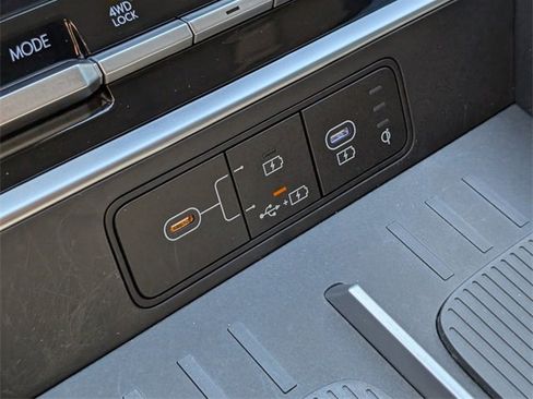 Used 2024 Hyundai Santa Fe XRT image 21