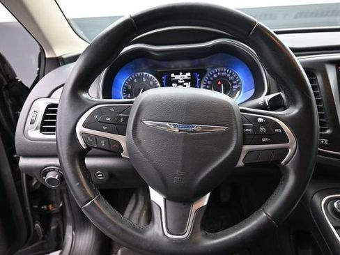 Used 2015 Chrysler 200 Limited w/ Spring Special Group FWD image 21