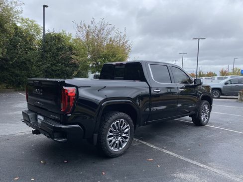 Used 2024 GMC Sierra 1500 Denali Ultimate image 9