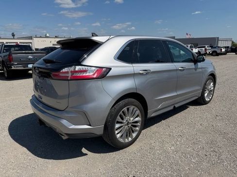 Used 2021 Ford Edge Titanium w/ Equipment Group 301A AWD/4WD image 4