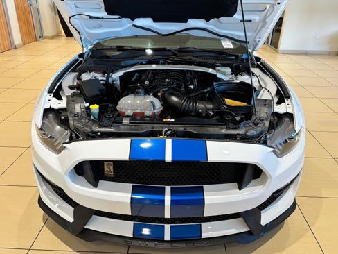 Used 2017 Ford Mustang Shelby GT350 image 7