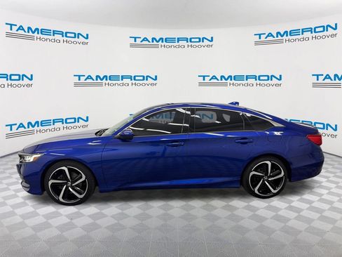 Used 2019 Honda Accord Sport image 2