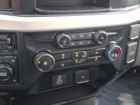 Used 2024 Ford F250 XLT AWD/4WD image 15