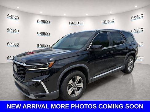 Used 2023 Honda Pilot EX-L image 3