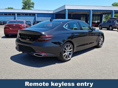 Used 2025 Genesis G70 2.5T RWD image 7