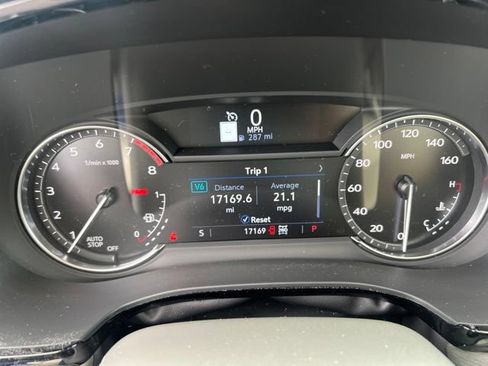 Used 2024 Cadillac XT5 Premium Luxury w/ LPO, Floor Liner Package AWD/4WD image 27