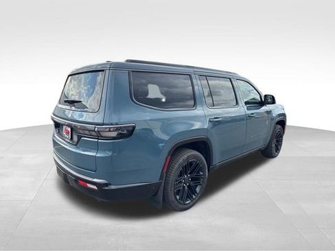Used 2026 Jeep Grand Wagoneer Limited AWD/4WD image 4