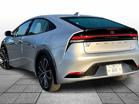 Used 2023 Toyota Prius XLE image 12