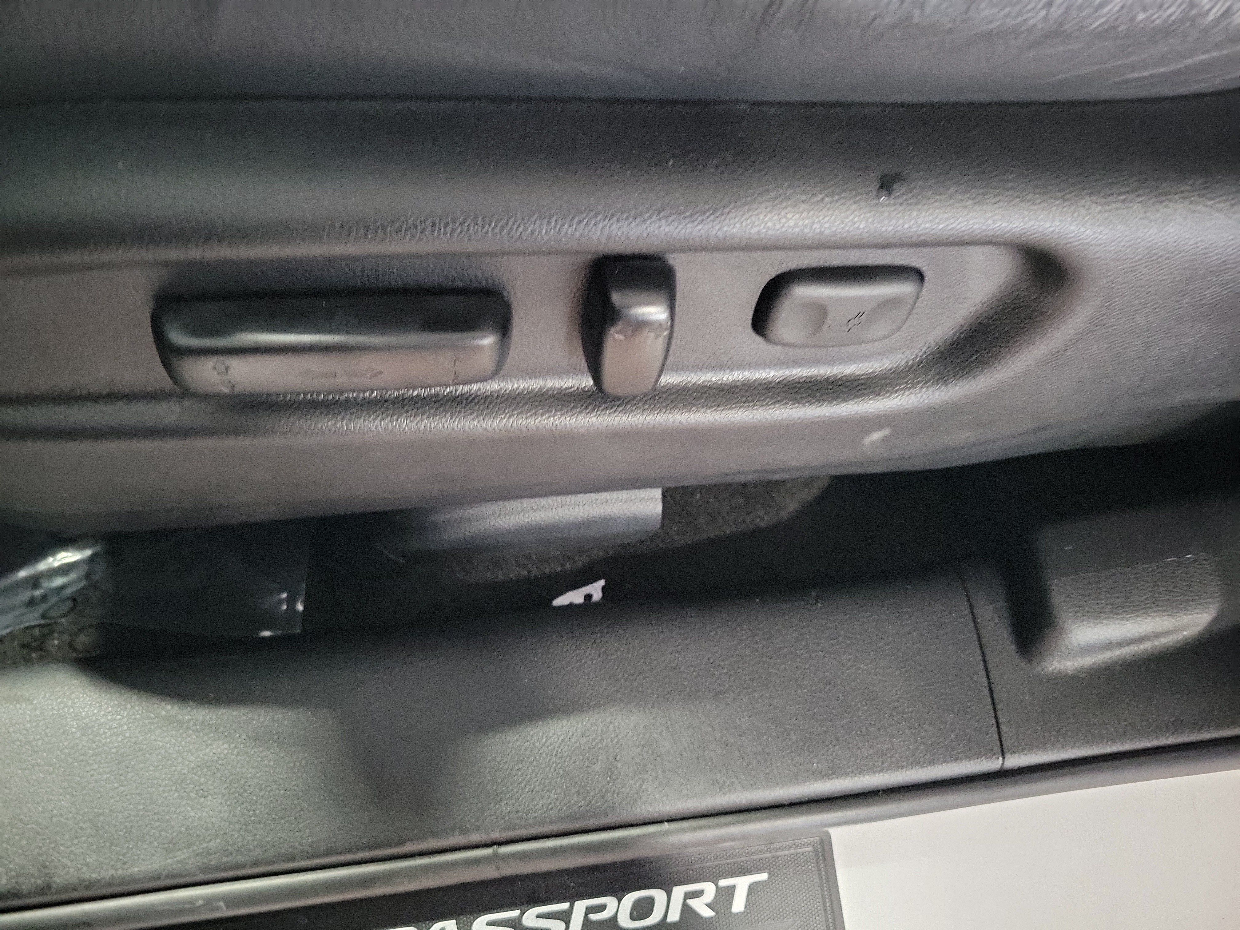 Used 2024 Honda Passport EX-L image 24