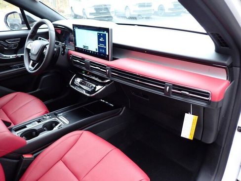 New 2026 Lincoln Corsair Reserve image 12