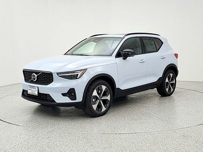 New 2026 Volvo XC40 B5 Plus w/ Climate Package