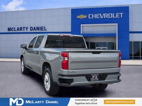 Used 2023 Chevrolet Silverado 1500 Custom RWD image 4